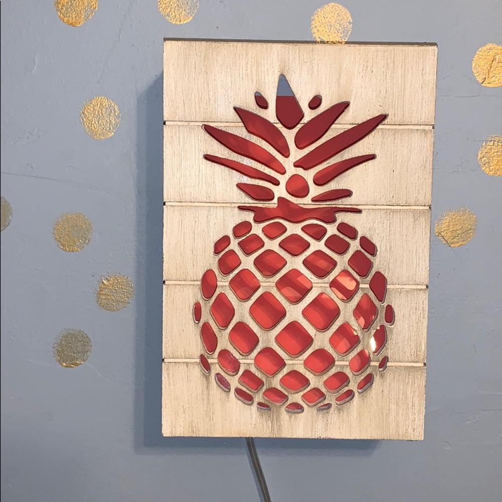 pineapple box light